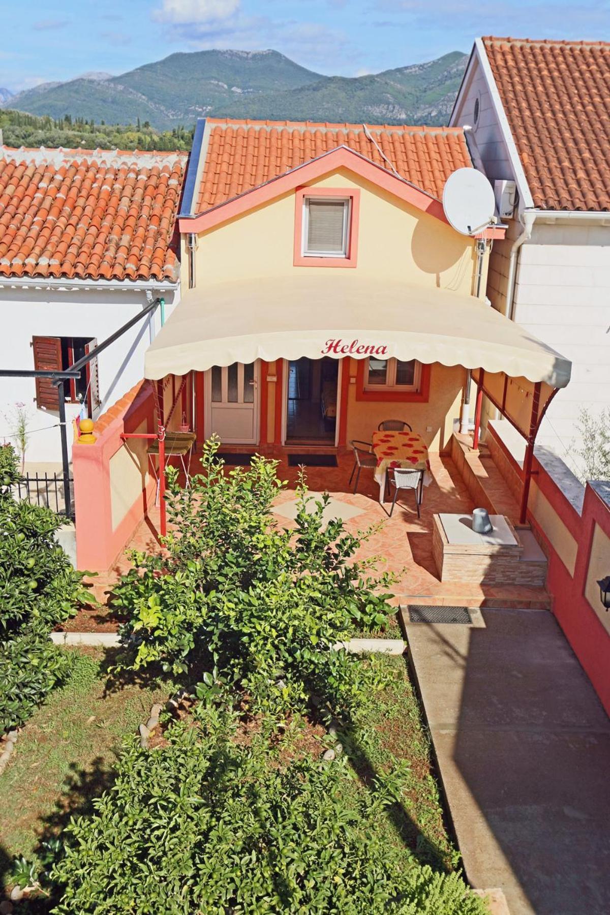 Porto Del Sole Apartments ติวัต ภายนอก รูปภาพ