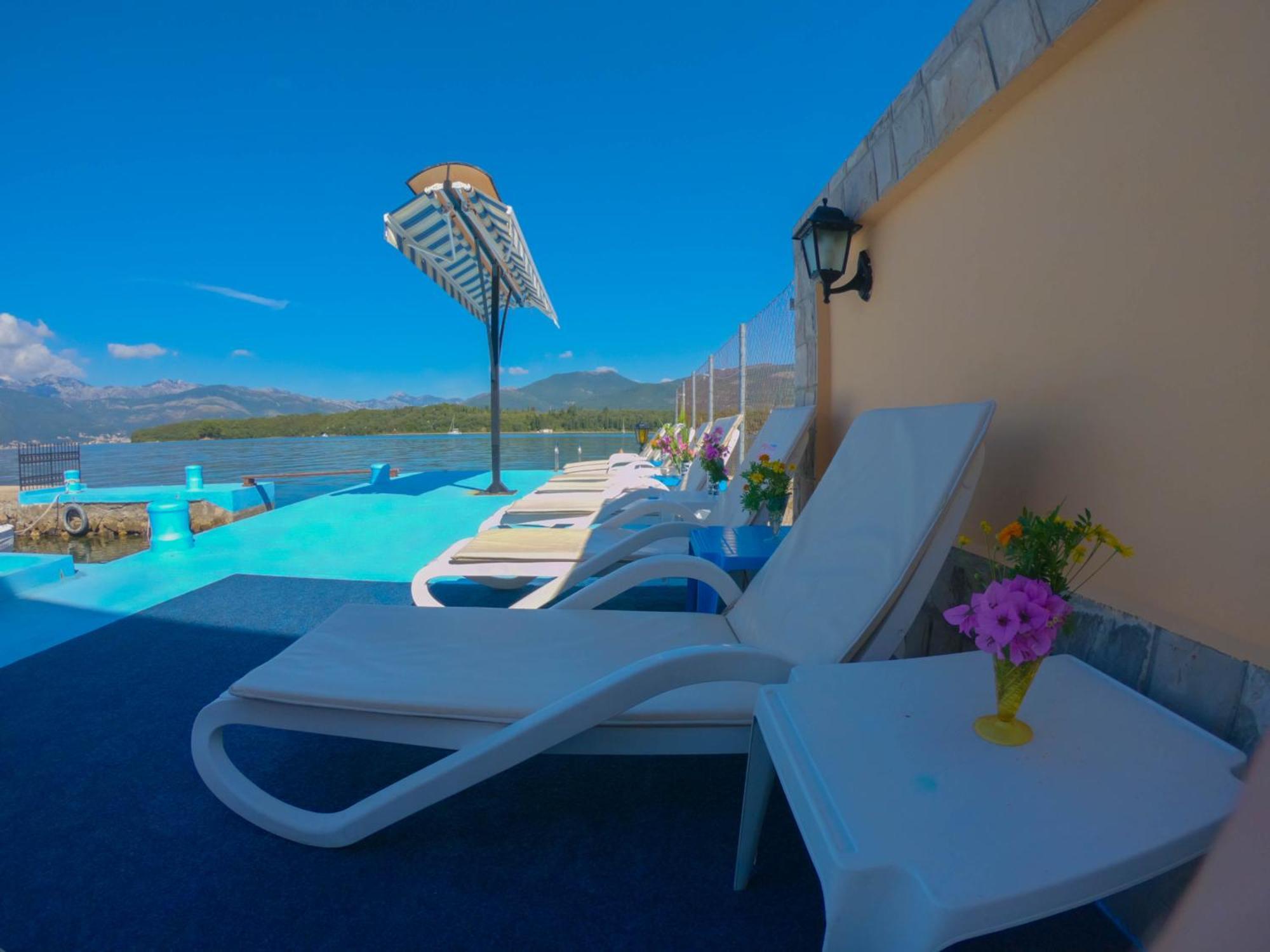 Porto Del Sole Apartments ติวัต ภายนอก รูปภาพ