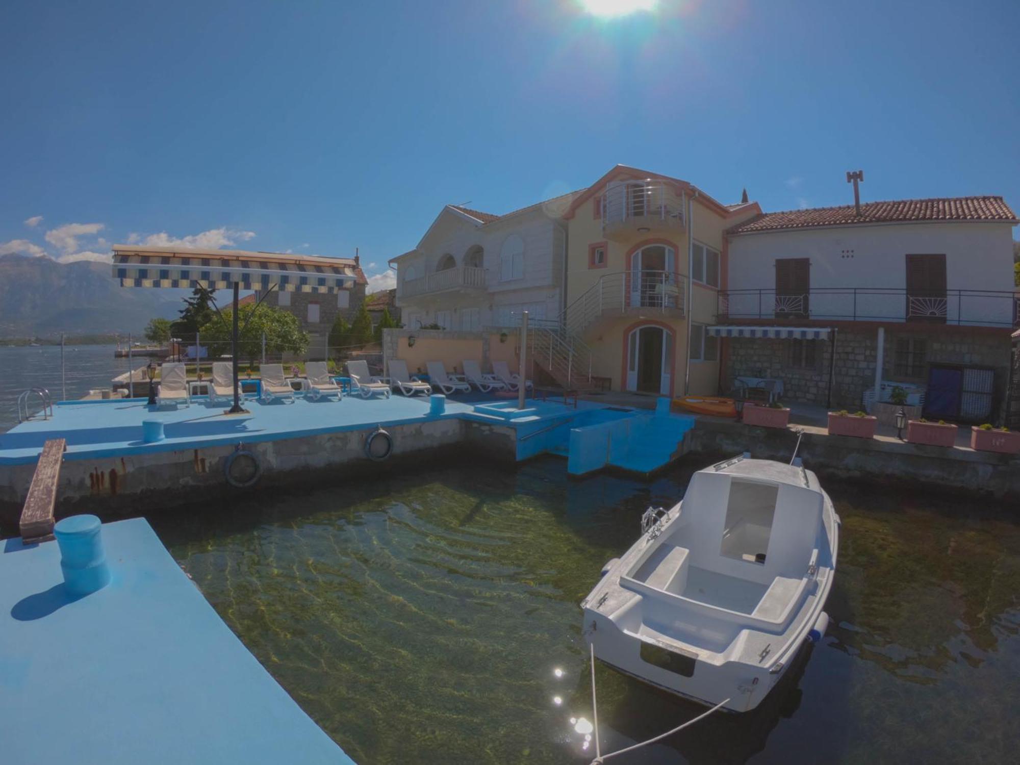Porto Del Sole Apartments ติวัต ภายนอก รูปภาพ