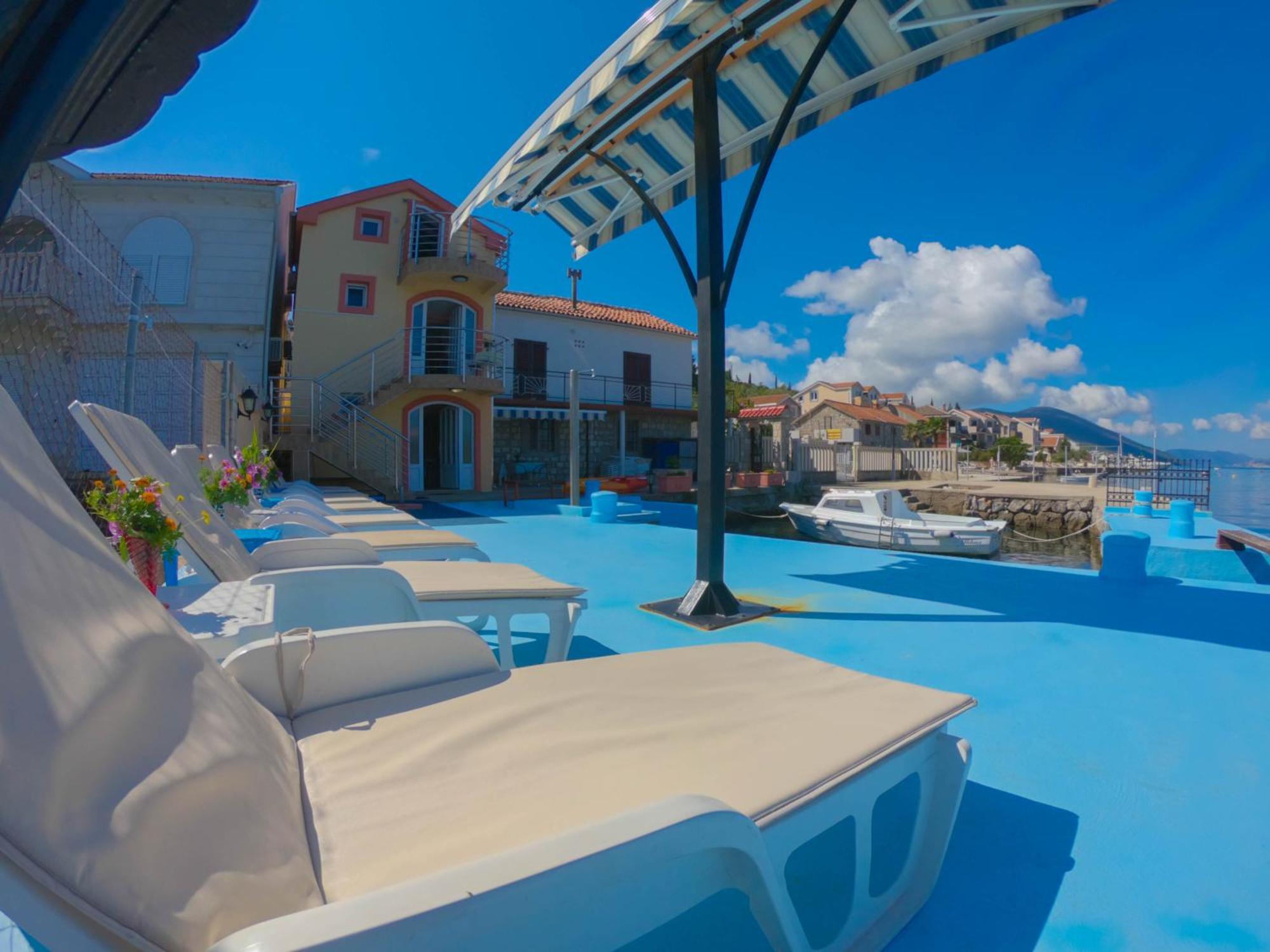 Porto Del Sole Apartments ติวัต ภายนอก รูปภาพ